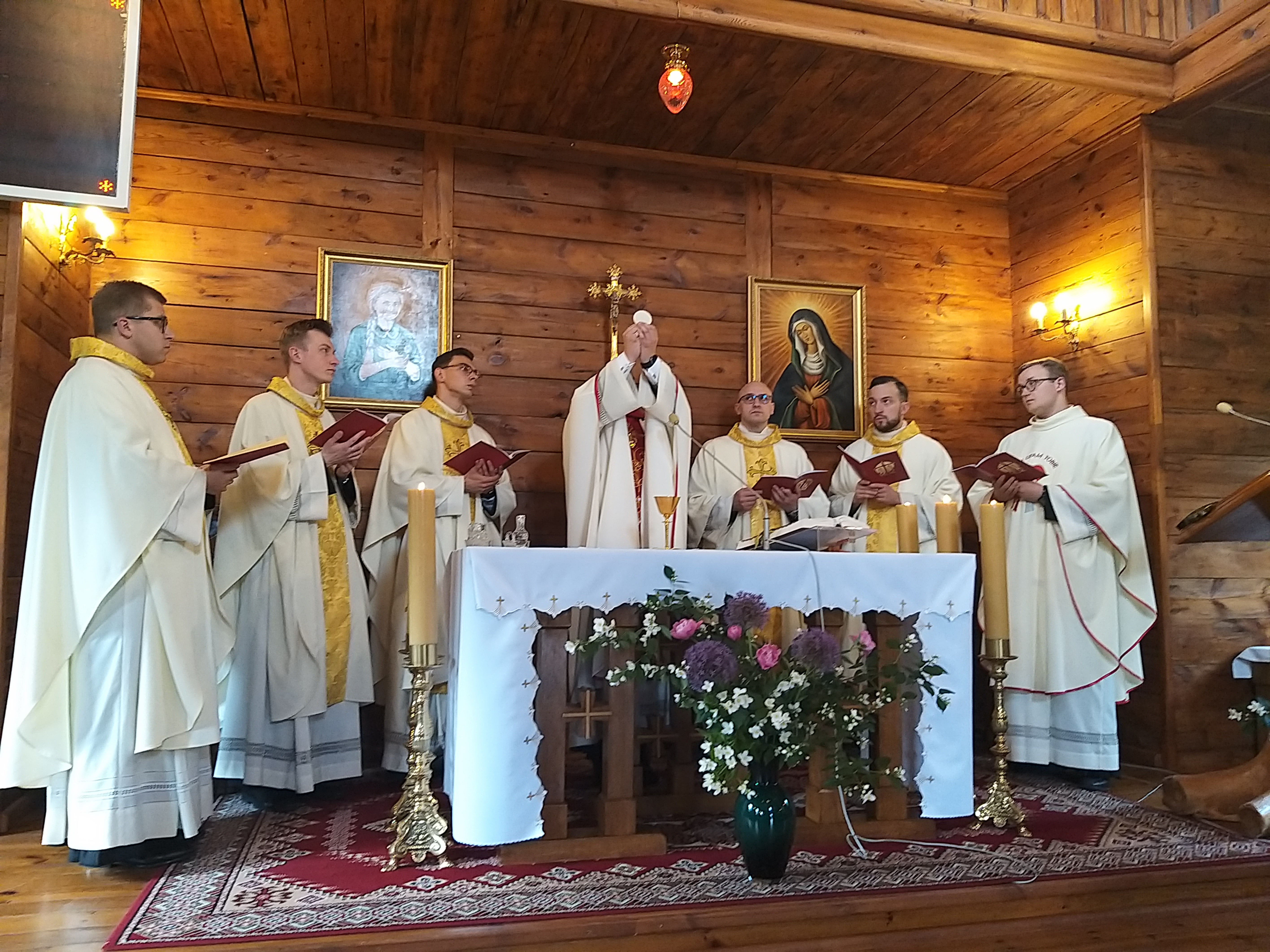 Prymicje w Ostrówku 12 czerwca - relacja!